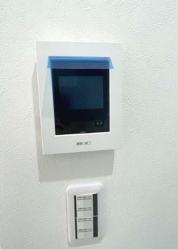 セキュリティ　ＱＵＩＥＴ　ＣＲＡＢ　ＨＯＵＳＥ三ツ沢上町