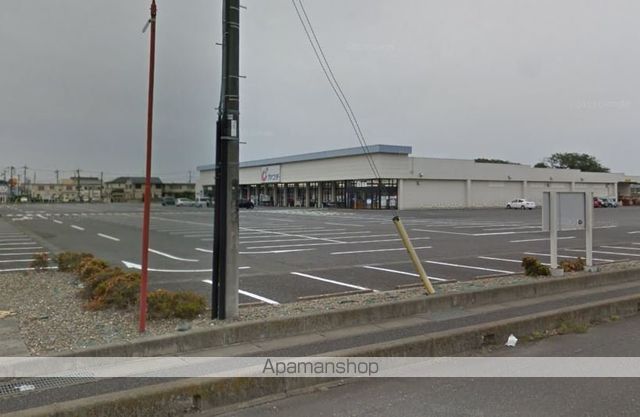 ドラックストア　カワチ薬局中高津店（ドラッグストア）まで885m