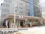 コンビニ　セブン－イレブン大阪道修町１丁目店（コンビニ）まで258m