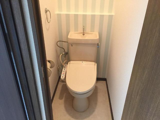 トイレ　シャワー付トイレ