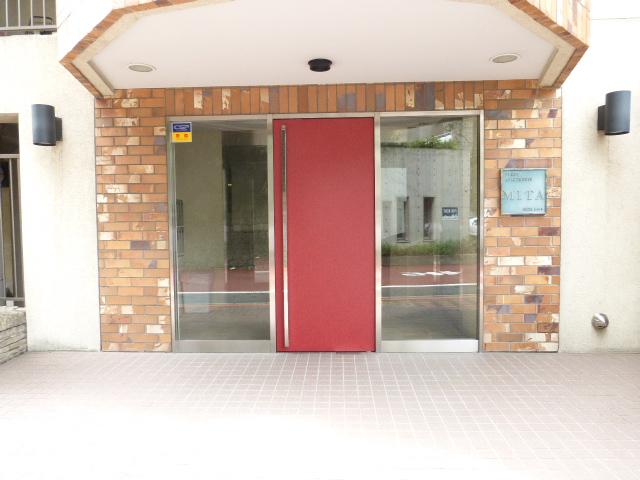 エントランス　エントランス