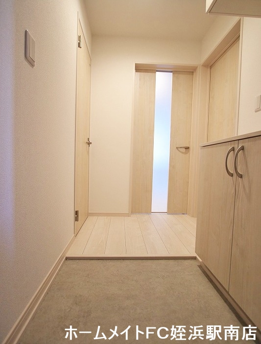 玄関　★角部屋のご案内です♪★参考写真