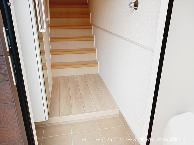 玄関　収納もある玄関です