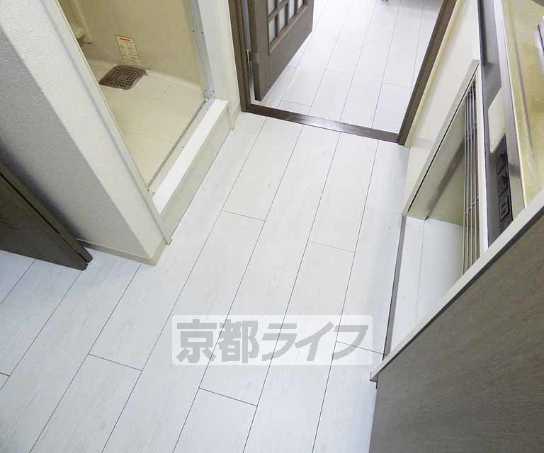 その他部屋・スペース　綺麗な廊下です。