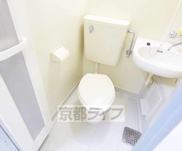 トイレ　清潔感のあるトイレです。