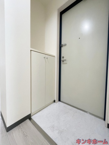 玄関　写真は別のお部屋です。