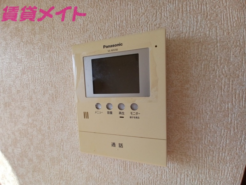 セキュリティ　別部屋反転参考写真です。