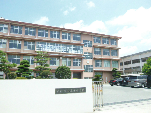 中学校　浜松市立笠井中学校（中学校）まで283m