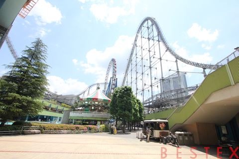 ショッピングセンター　LaQua（ショッピングセンター）まで710m