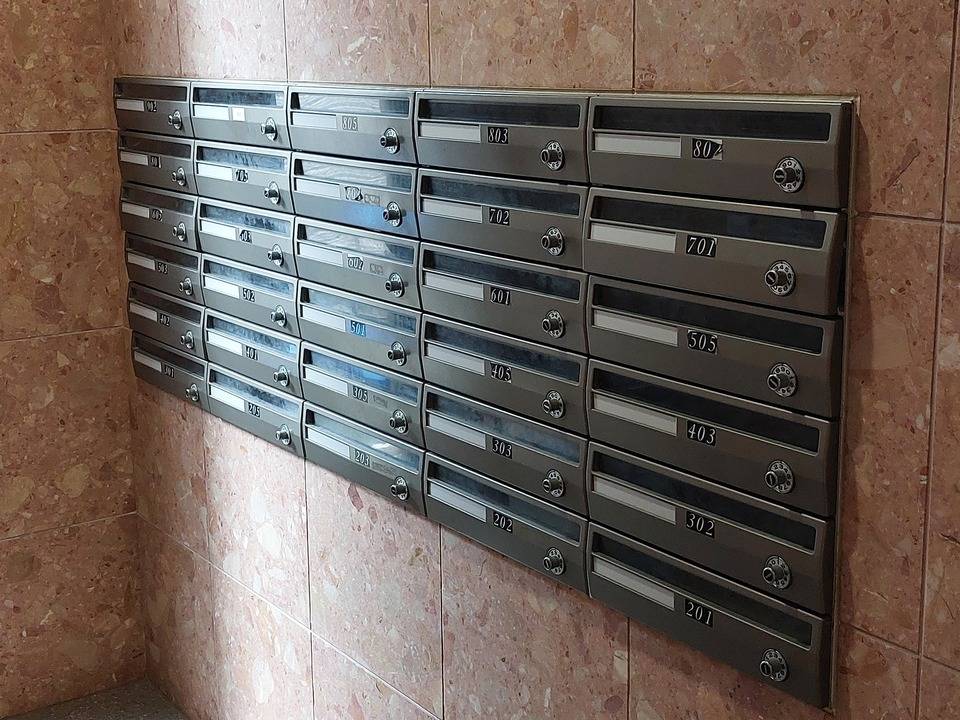 エントランス　メールBOX