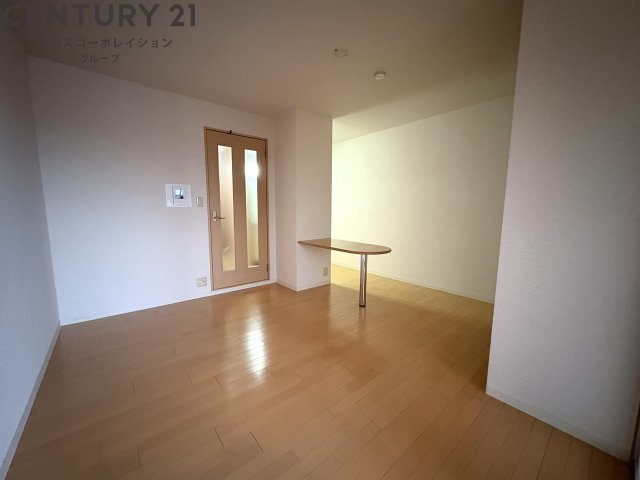 居室・リビング　広々としたリビングです！