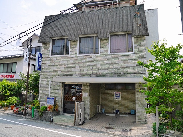 病院　杉政歯科医院（病院）まで481m