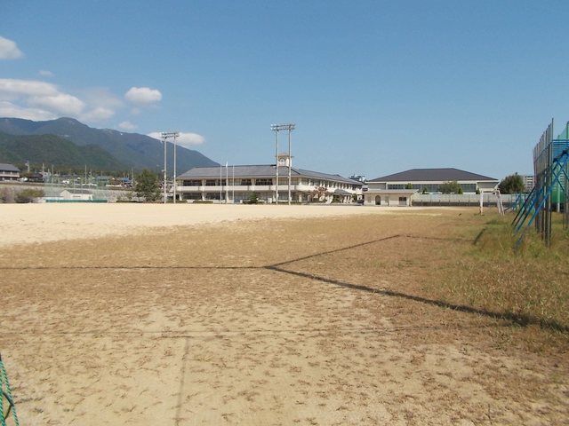 小学校　木戸小学校（小学校）まで180m