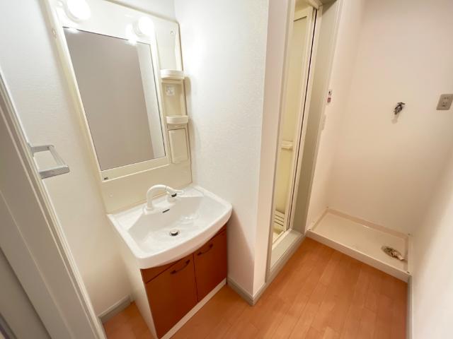 洗面設備　洗髪洗面化粧台