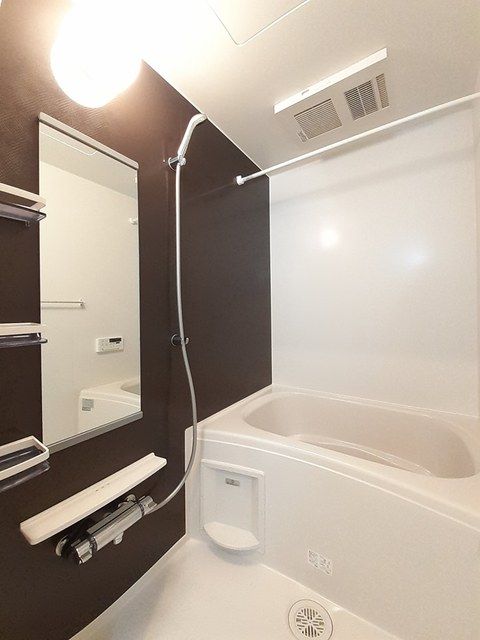 バス・シャワールーム　きれいなお風呂です