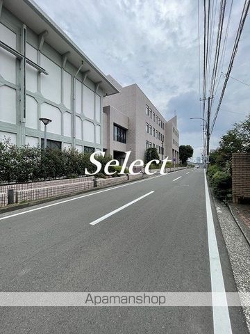 高校・高専　捜真女学校高等学校（高校・高専）まで387m