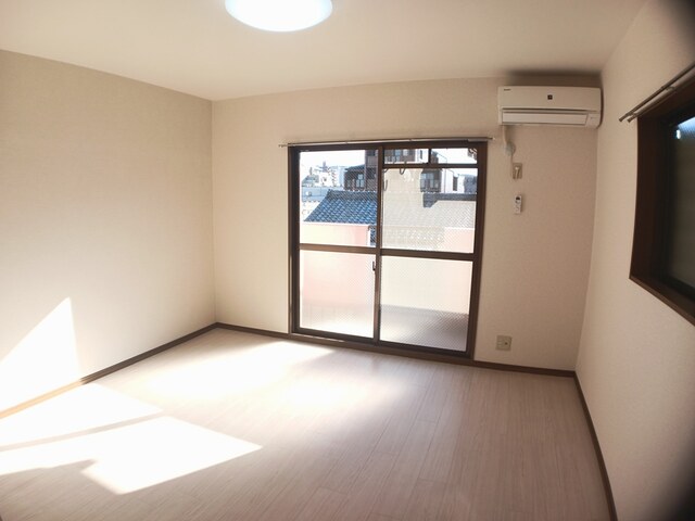 居室・リビング　別室の参考写真です。※現況優先