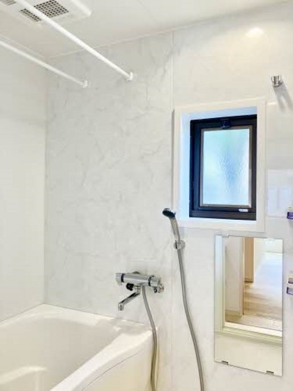 バス・シャワールーム　他号室のお写真です