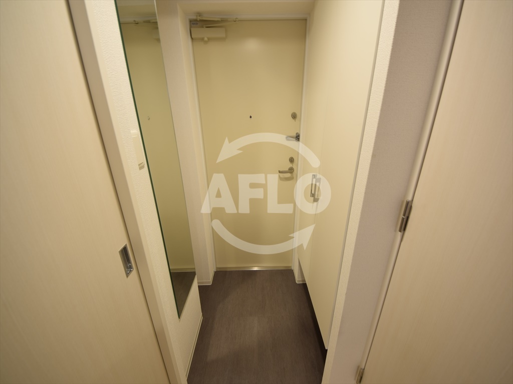 玄関　セレニテ谷町calme（セレニテ谷町カルム）　玄関