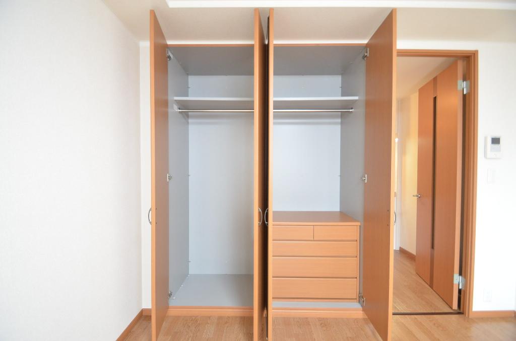 収納　クローゼット
