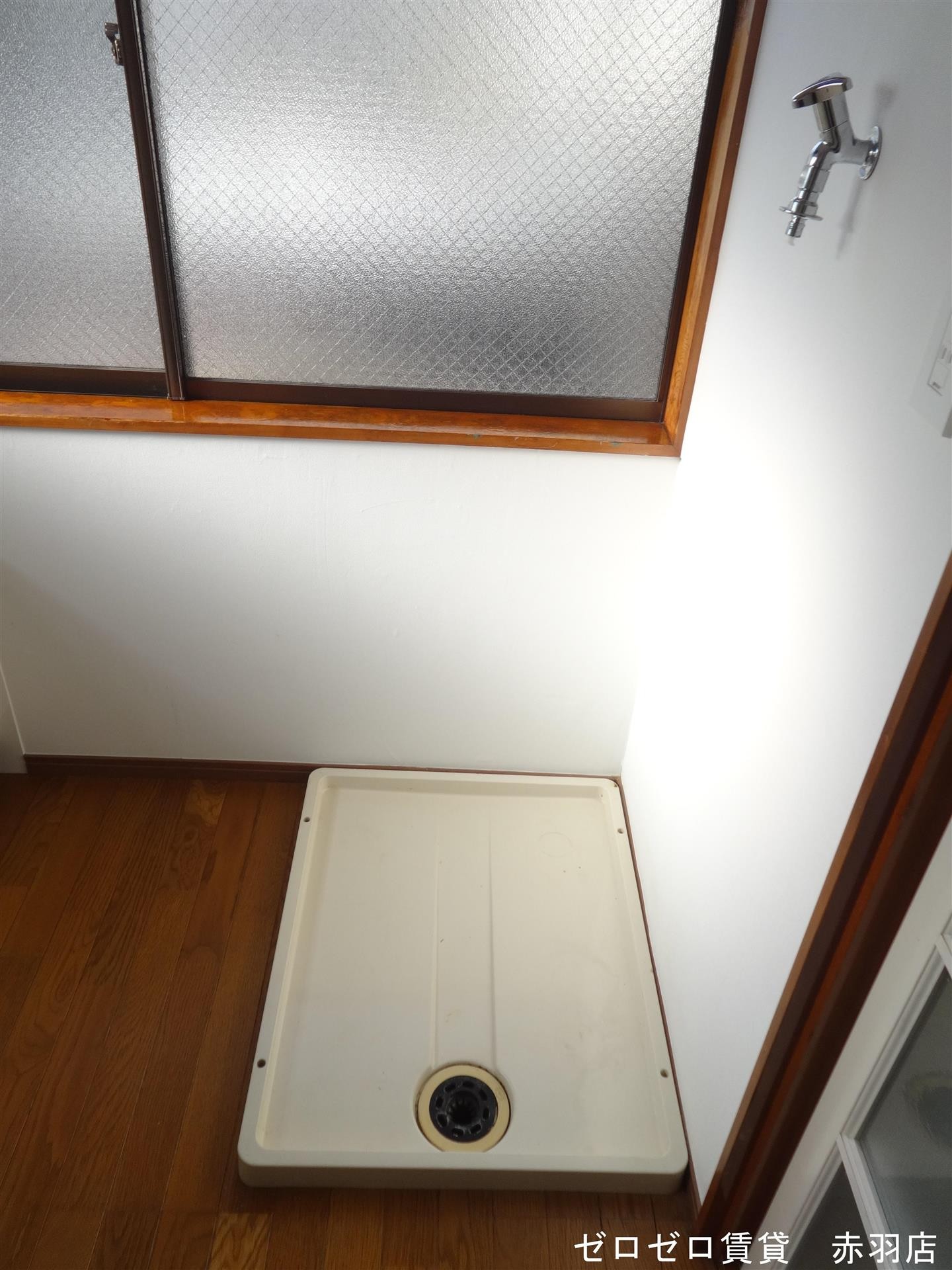 洗面設備　室内洗濯機置き場