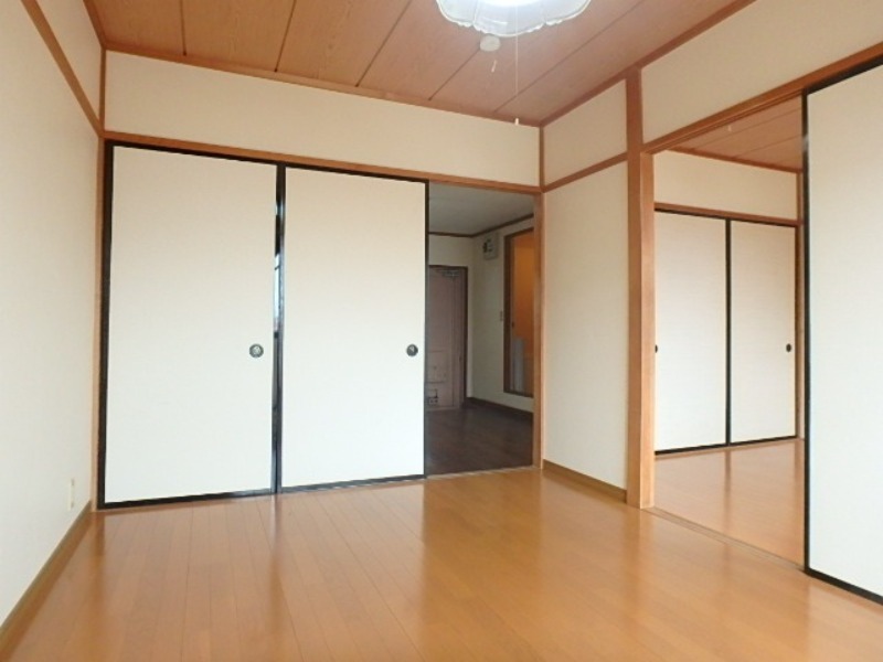 居室・リビング　図面と現状に相違がある場合には現状を優先