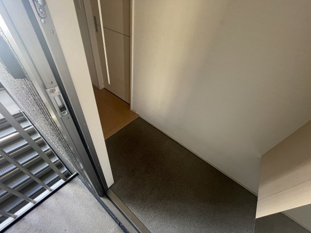 玄関　落ち着いた玄関です