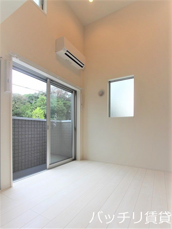 バルコニー　同型タイプの為、現状を優先致します。