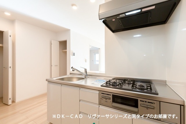 キッチン　IHコンロになります。