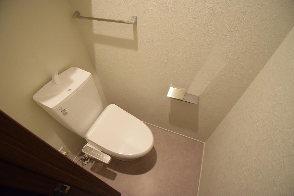 トイレ　シャワー付トイレ