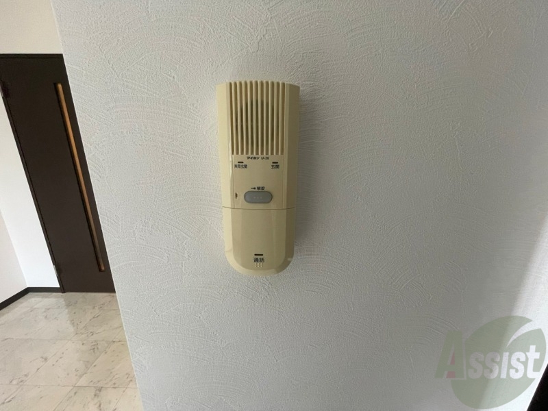 セキュリティ　インターホンは通話ができるので急な訪問があっても安心です。