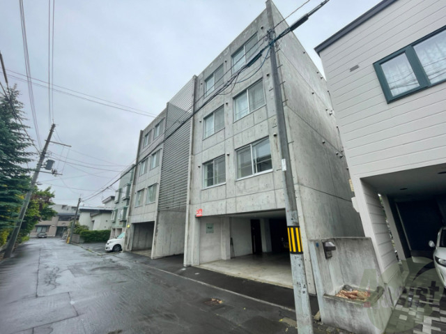 建物外観　札幌市北区麻生町「ブランノワール麻生エクサゴーヌ」