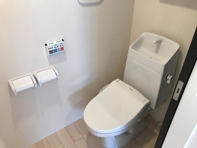 トイレ　トイレ