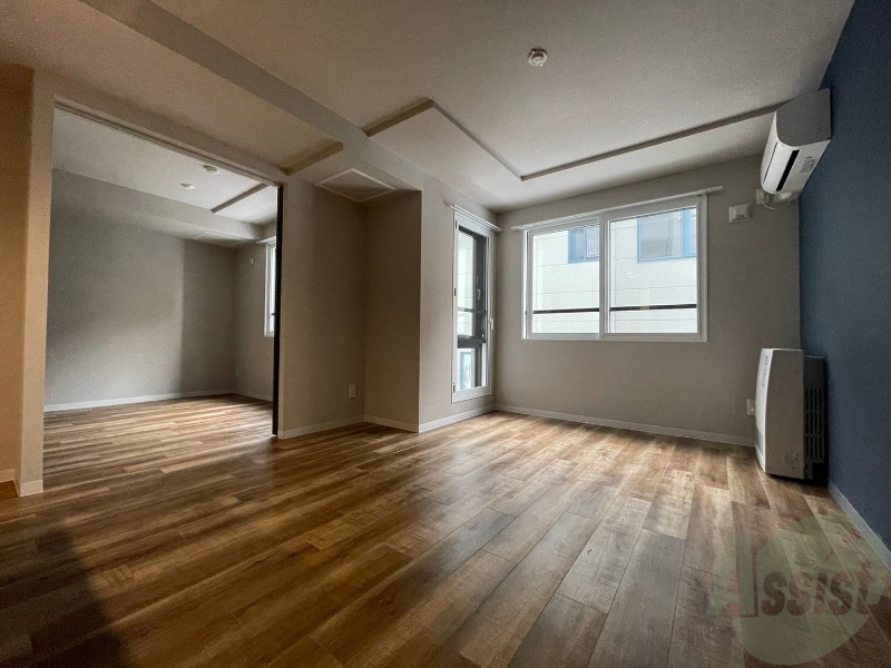 居室・リビング　広くてきれいなリビングです！快適に過ごせそうですね。