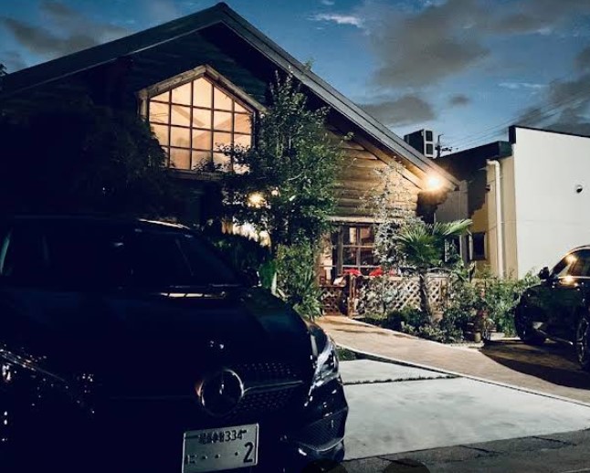 病院　青木歯科（病院）まで728m