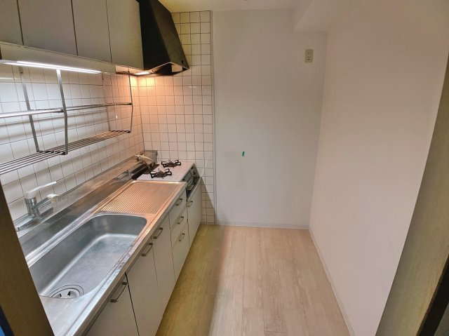 その他　掲載の内装写真は同物件の別タイプのお部屋の写真です