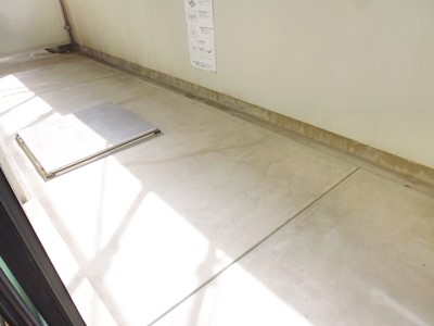 バルコニー　掲載の内装写真は同物件の別タイプのお部屋の写真です