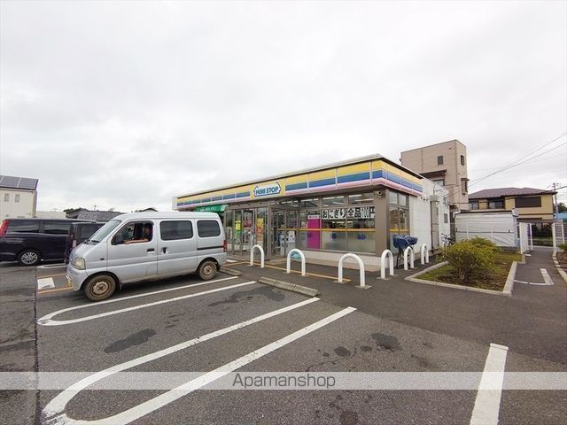コンビニ　ミニストップ（コンビニ）まで2104m