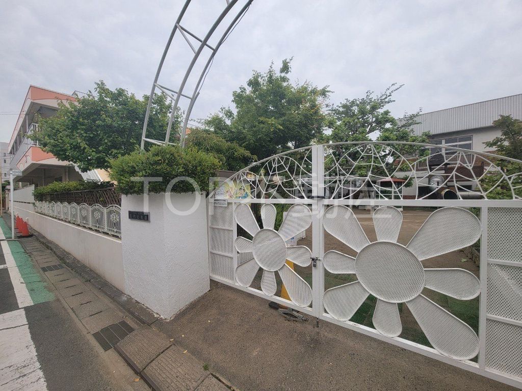 幼稚園・保育園　院内幼稚園（幼稚園・保育園）まで270m