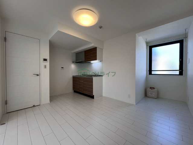 居室・リビング　※参考写真です。同じ間取りの別部屋になります。