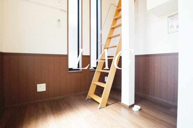 居室・リビング　洋室のお部屋です。