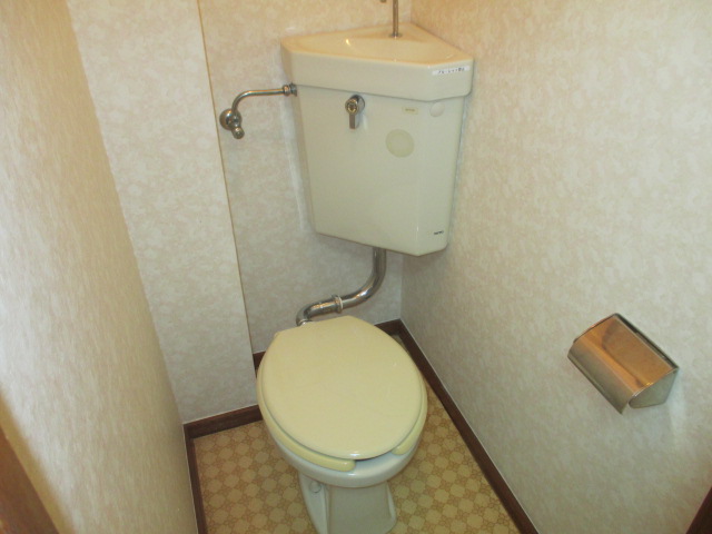 トイレ　別部屋参考