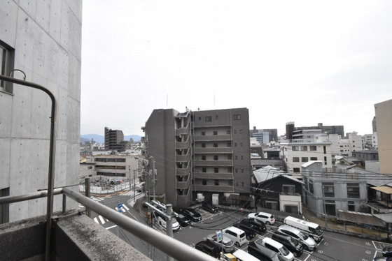 眺望　※掲載写真は同マンション別部屋参考写真となります。