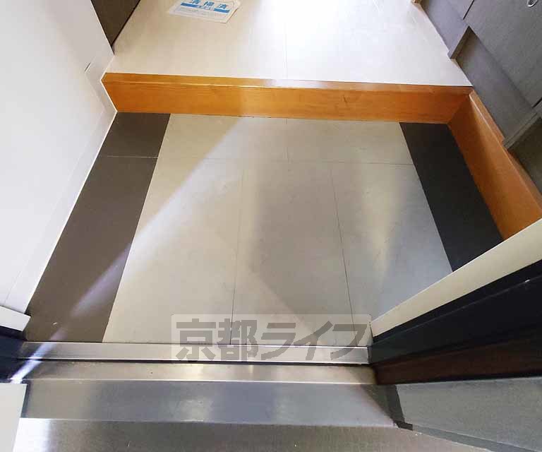 玄関　広めの玄関