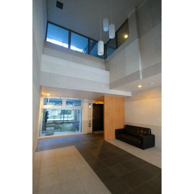 ロビー　エントランス