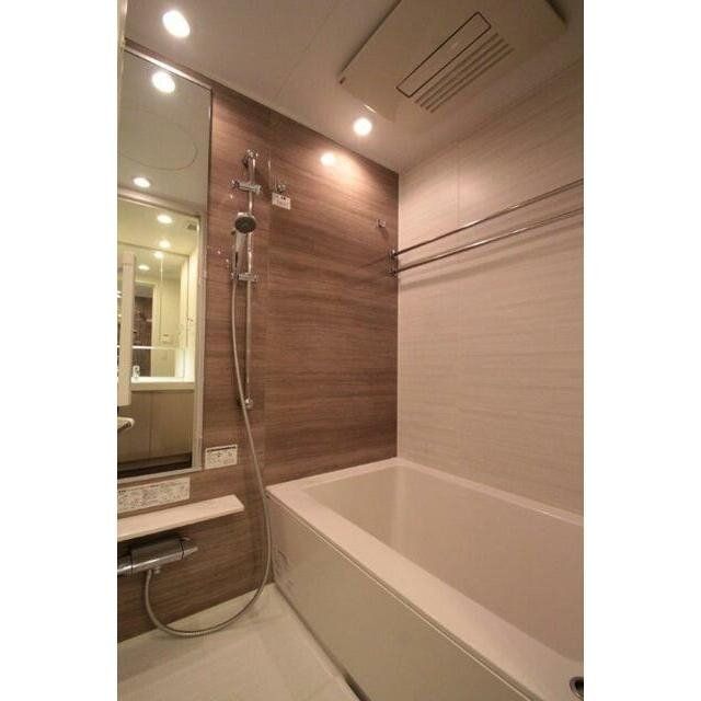 バス・シャワールーム　バス