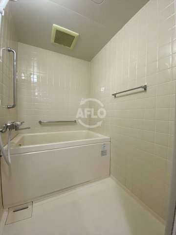 バス・シャワールーム　クレセール阿倍野　浴室