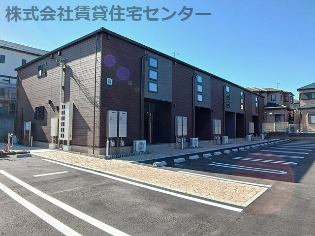 建物外観　建築中