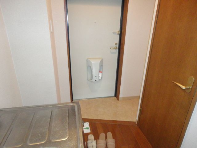 玄関　広々玄関