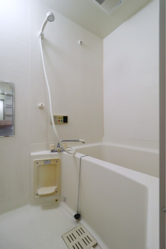 バス・シャワールーム　図面と現状に相違がある場合には現状を優先